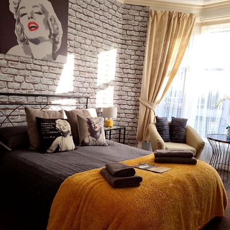 Lynbar Hotel Блекпул Екстериор снимка