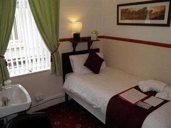 Lynbar Hotel Блекпул Екстериор снимка